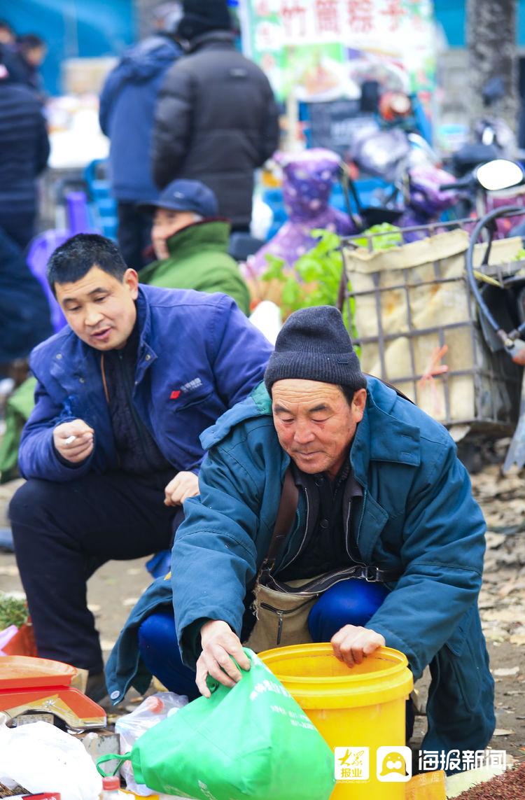 实拍莱芜钢城区里辛村腊月乡村大集