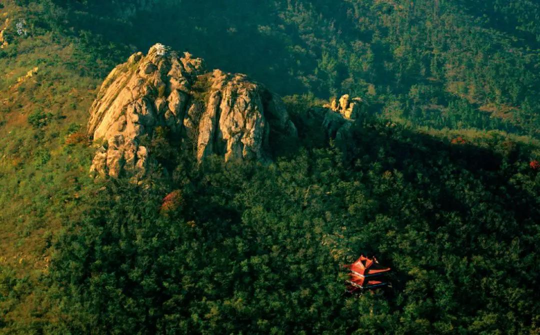 栖霞牙山