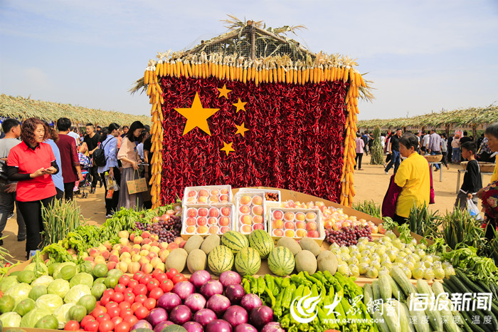 丰收大集蔬菜瓜果展览区