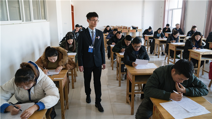 山东水利技师学院开展2019年度宪法法律知识学习考试