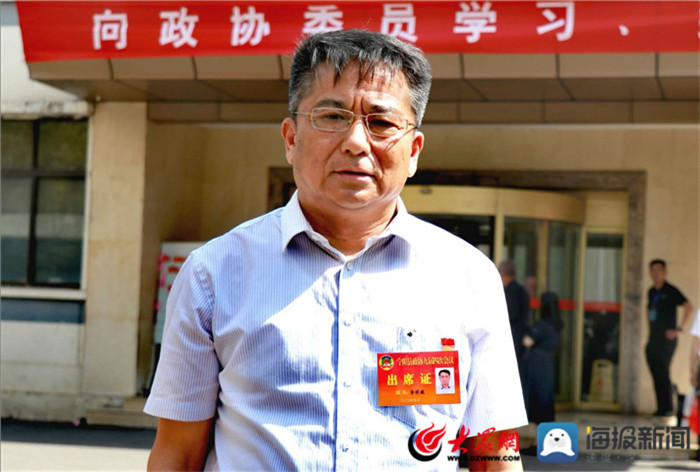 宁阳县政协委员,宁阳县复圣中学党委书记,校长 李祥斌