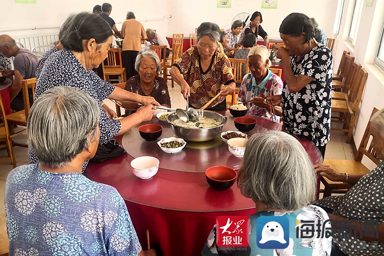 莒县库山乡"幸福院"里的老人话幸福