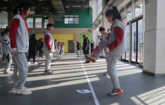 济南高新区东城逸家中学开展第四届"冬季四项"体育活动