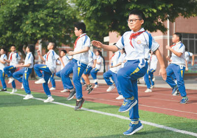 小学二年级体育 课_中学体育课教案下载_中学体育教案模板