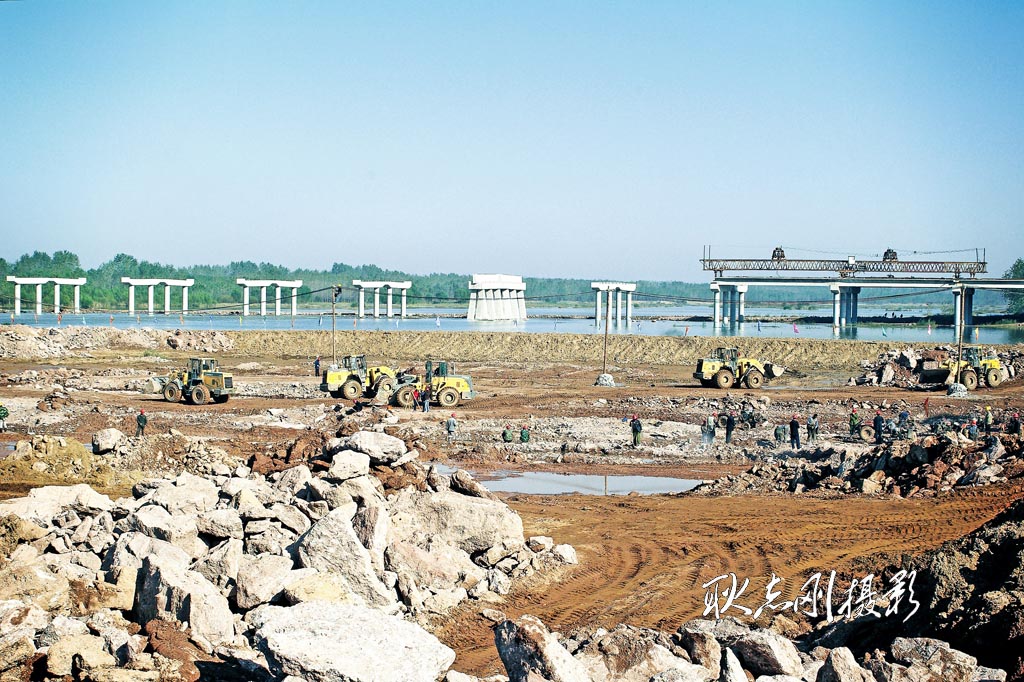 沂河柳杭橡胶坝建设