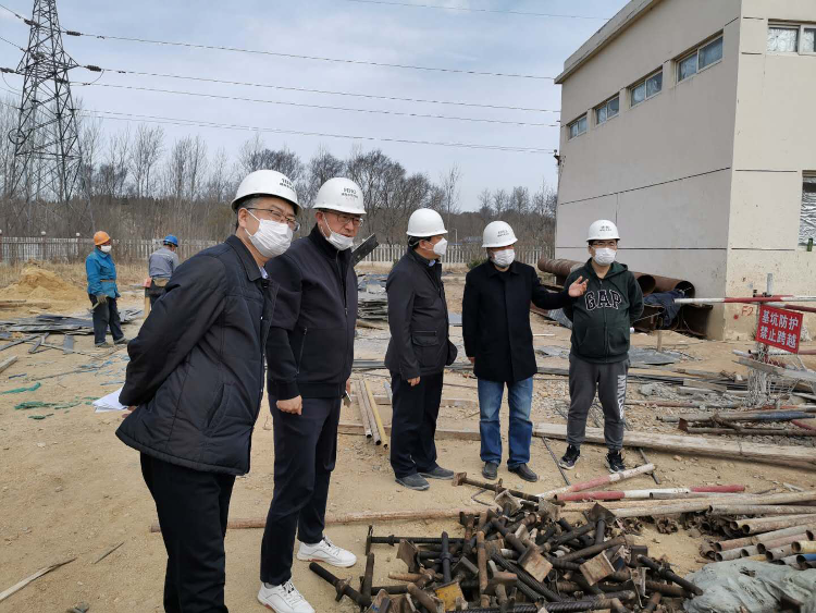 威海市水务集团临港区污水厂主管道碰头实现污水零溢流