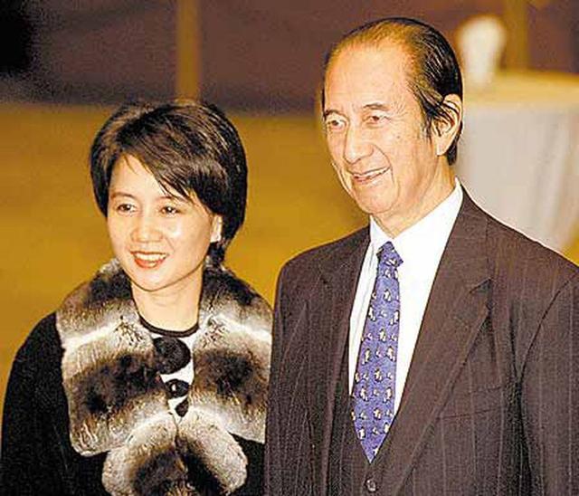 赌王逝世四太失靠山 港媒曝二房子女将成最大赢家