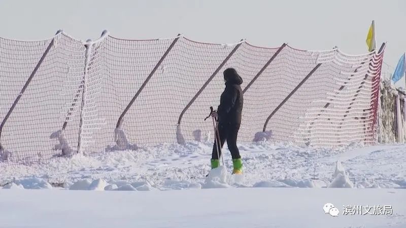 滨州家门口有个滑雪场开门啦!