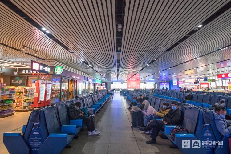 就地过年春运首日济南火车站预计发送旅客同比降60