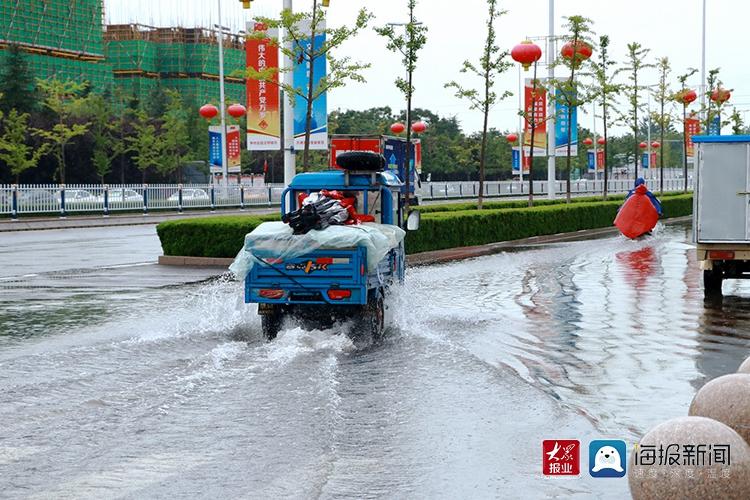 雷阵雨来袭伴有短时强降雨青岛莱西市发布暴雨蓝色预警信号