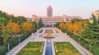 山东大学中心校区风景怡人.资料图片