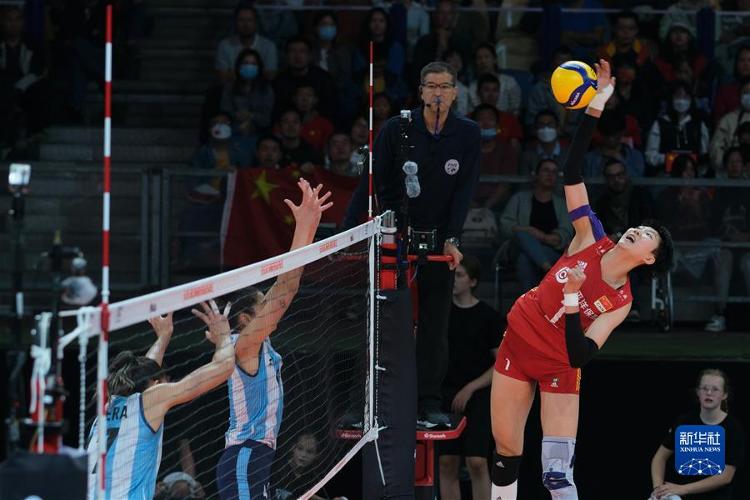 （体育）（4）排球――女排世锦赛：中国胜阿根廷