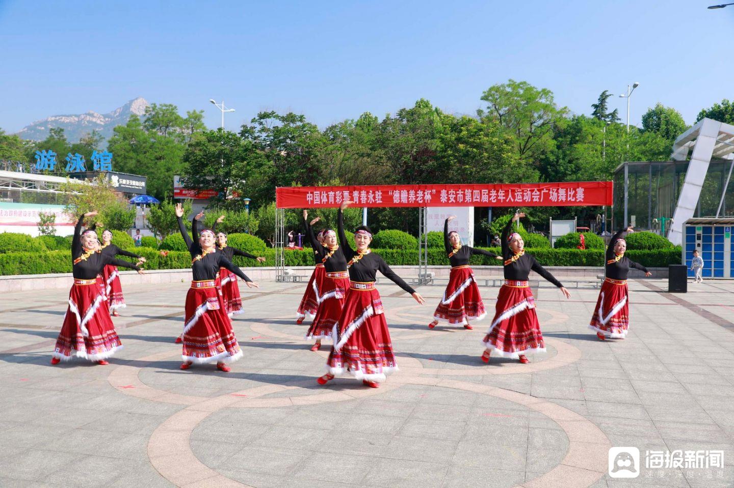 中老年广场舞 大赛图片