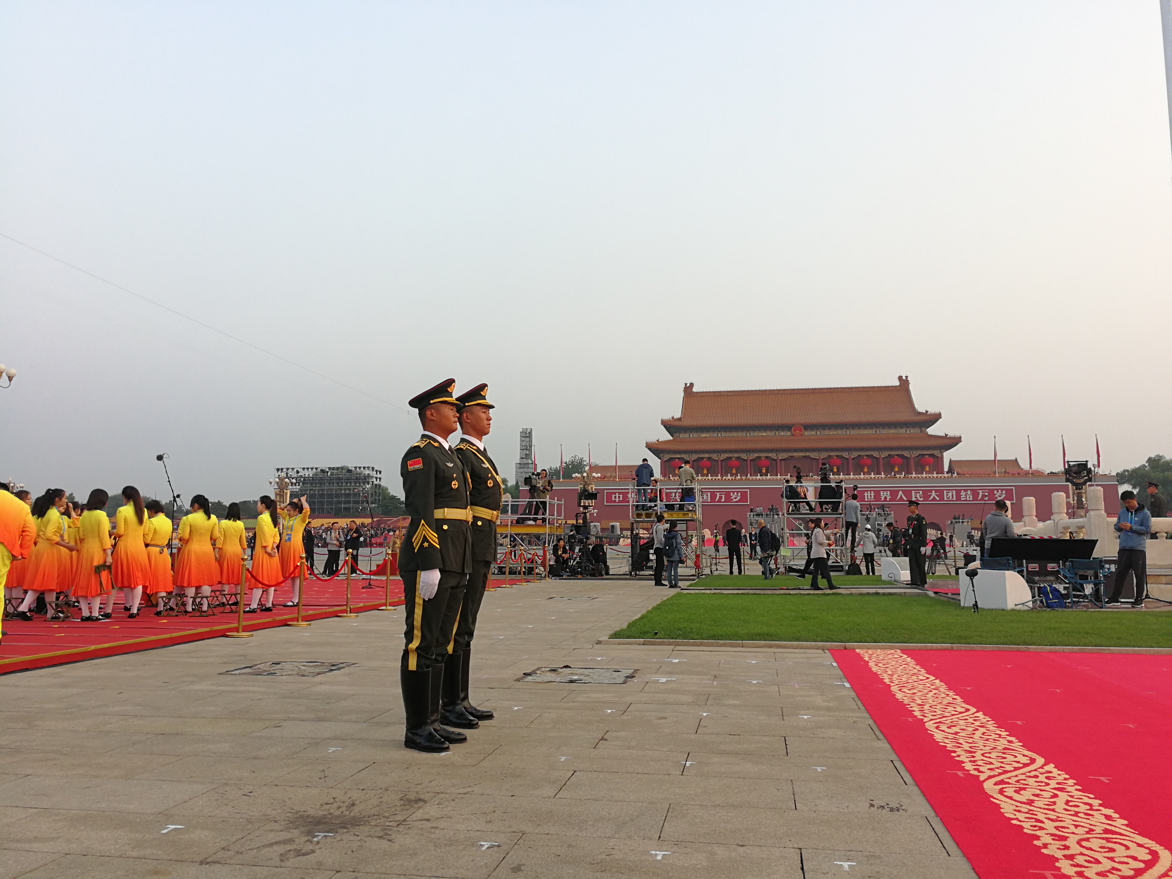 直播预告:庆祝新中国成立70周年大会,阅兵式和群众游行