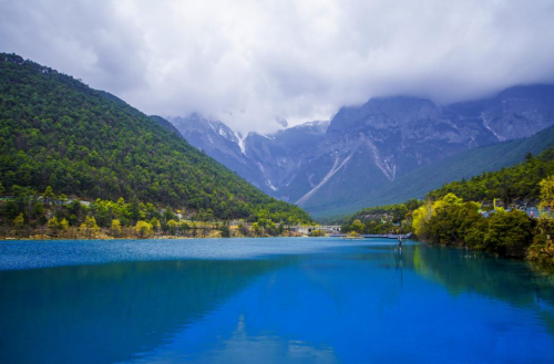 定制旅游：告别传统，走向大众，个性化旅游新选择