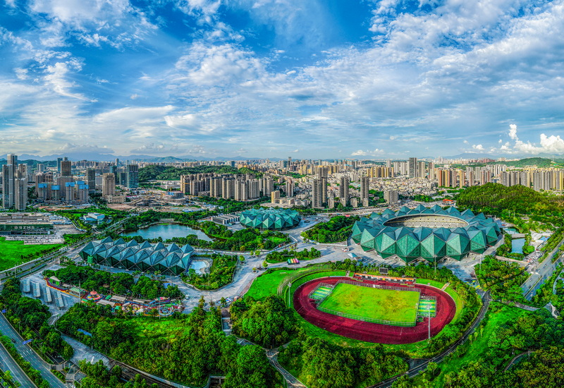 深圳龙岗立潮头，高质量发展正扬帆