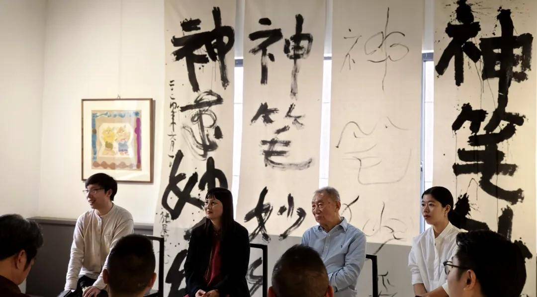 BOB半岛关于绘画未来性的跨界对话——暨丁立人、廖春妹作品展实录（附图）丨大米艺(图1)