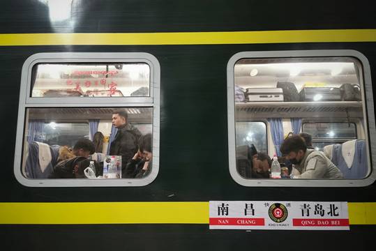 春运10天北京铁路部门发送旅客超1000万人