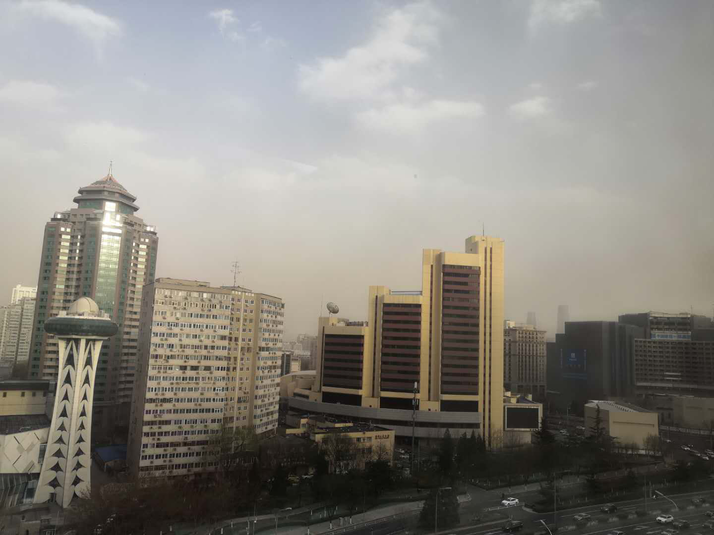 北京天气最新预报：今天北风刮走雾霾 明天晴朗气温回升 | 北晚新视觉
