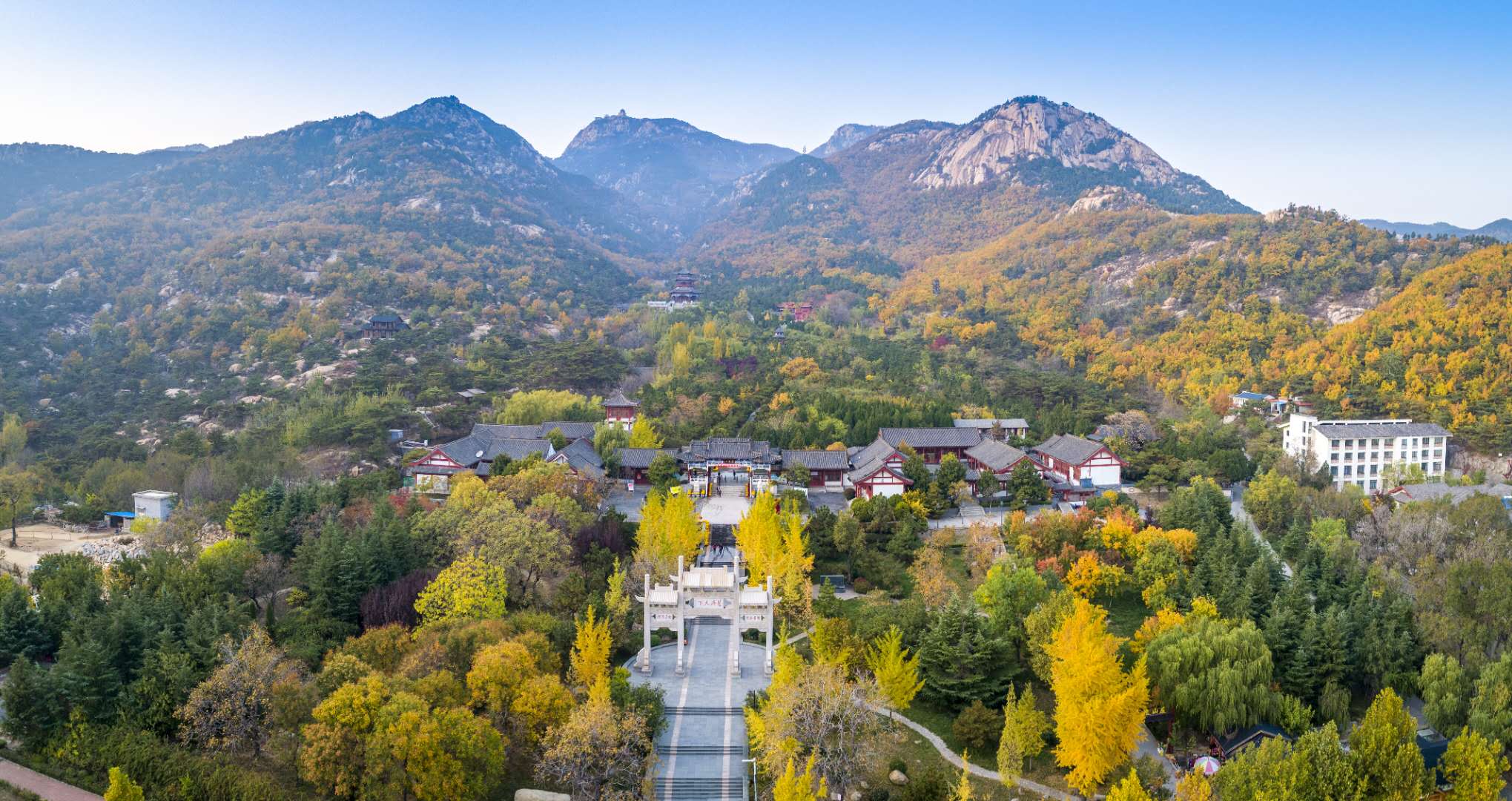 泰安新浦山景区图片