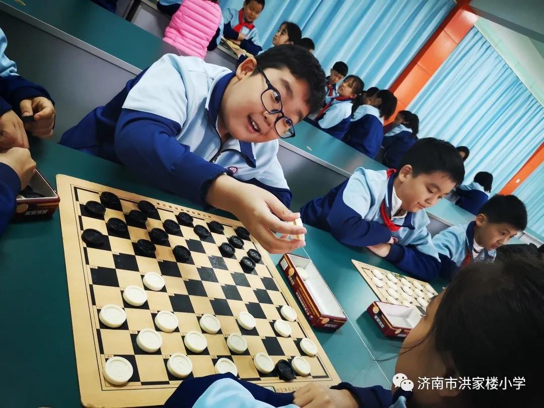 济南洪家楼小学图片