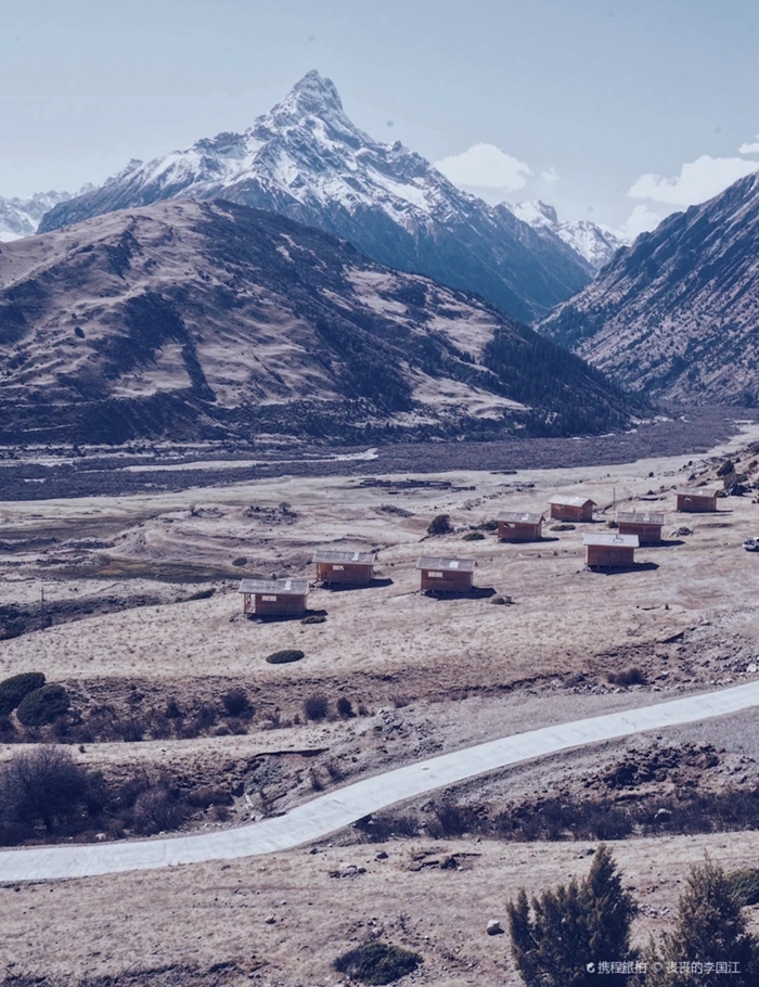 理塘的人口_理塘风景