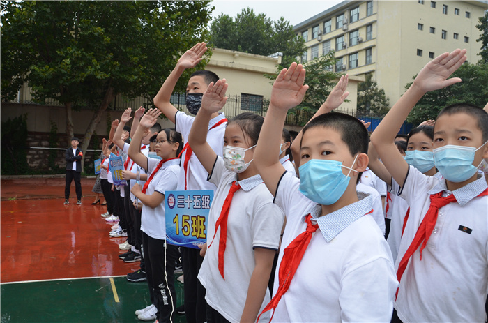 山东省济南燕山学校(山东省济南燕山学校小学部占地面积)