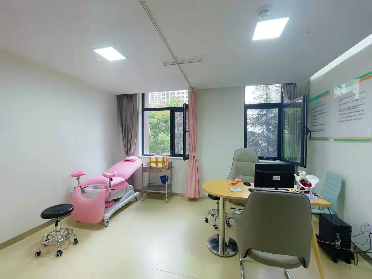 全区首家更年期门诊开诊_成都市郫都区妇幼保健院