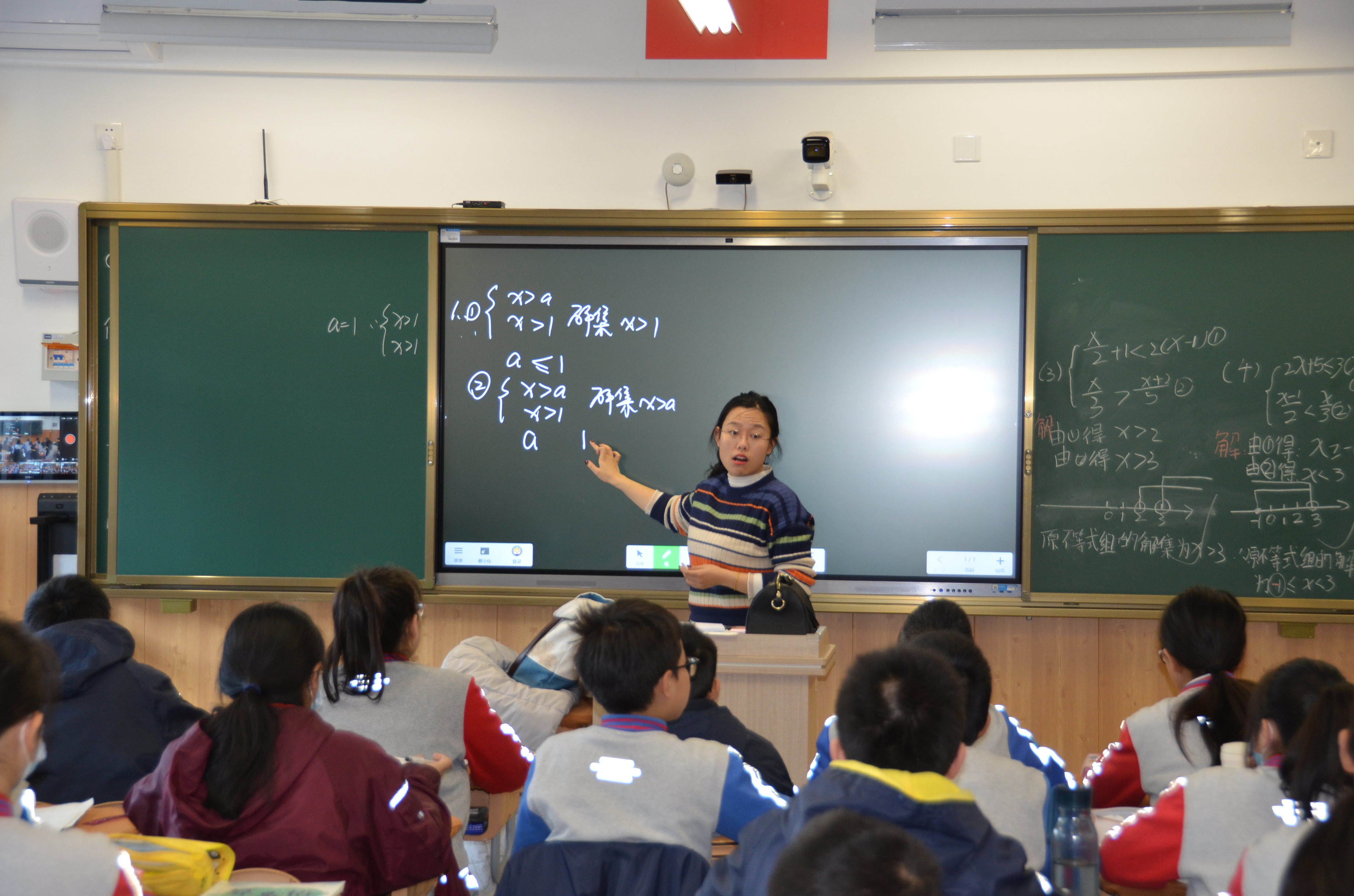 济南燕山中学老师图片