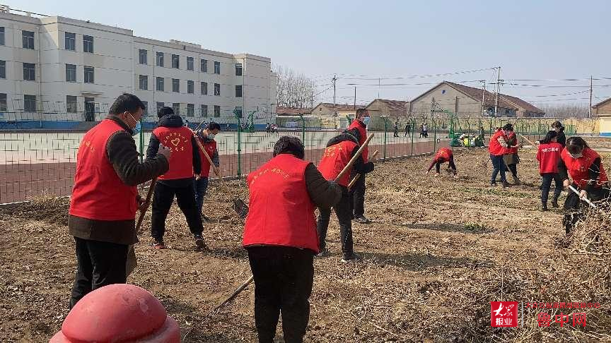 马桥镇小王村:传承雷锋精神 助力城市文明