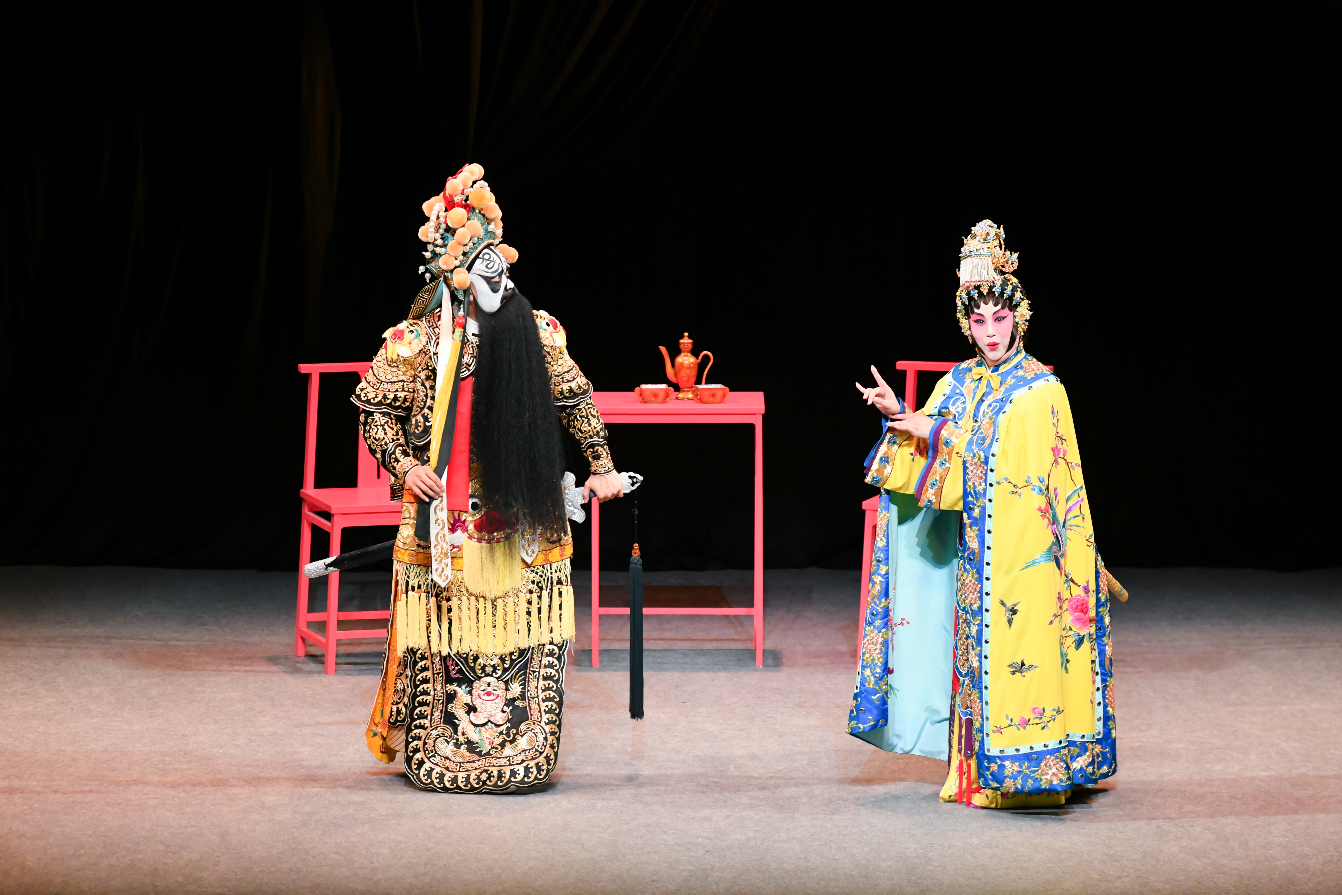 西九文化区戏曲中心演出团队首次来青演出，促港鲁情深