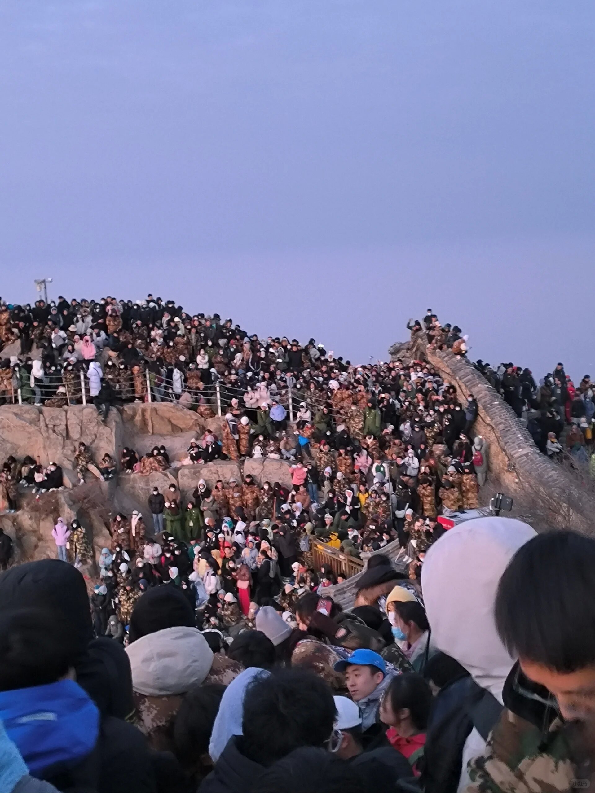 泰山游客照图片