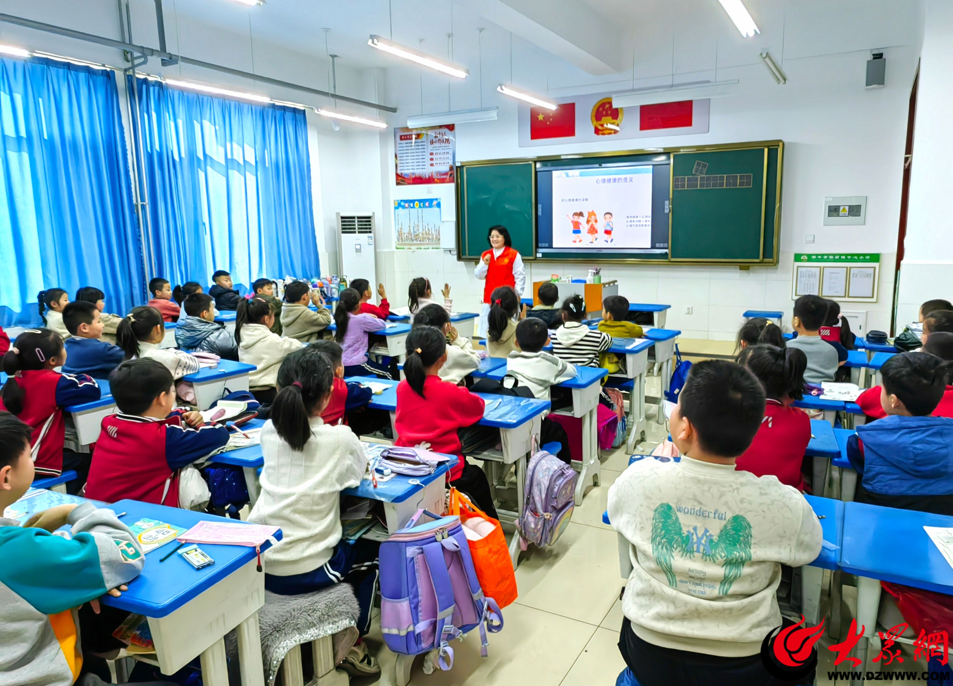 韩店镇新世纪中学王佳图片