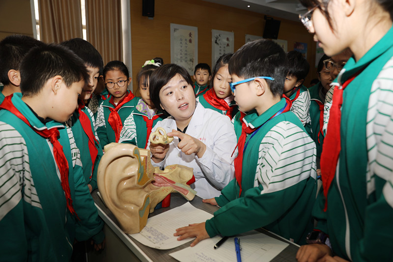 德州市实验小学“爱耳”知识讲座护航学生“耳”健康