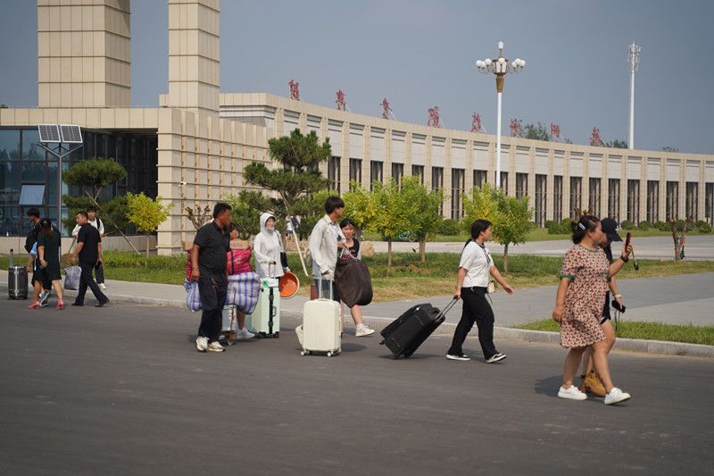 新学期，德州科技职业学院6000余名学生搬入新校区