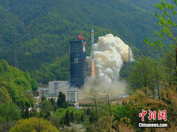 中国成功发射遥感三十号06组卫星