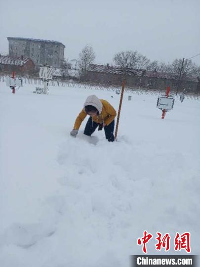 【呼伦贝尔】内蒙古呼伦贝尔遭遇特大暴雪 局地降雪量破历史极值