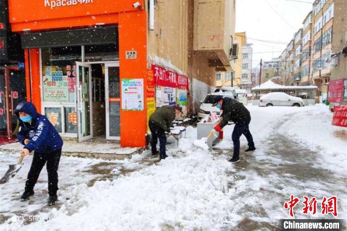 #黑河#中国边城黑河迎战暴雪 多方联动保畅通保生产