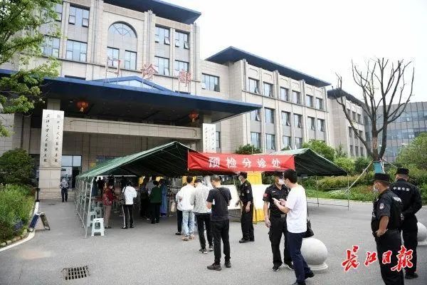 长江网武汉市所有医院恢复日常医疗服务