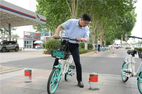 淄博市委副书记,张店区委书记马晓磊骑车实地调研督导城市管理问题