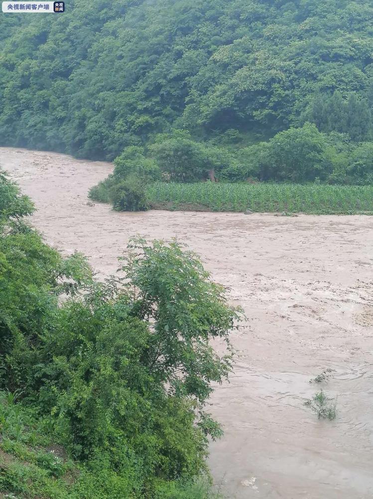 【】重庆12个区县降暴雨、大暴雨 2河流超警戒水位