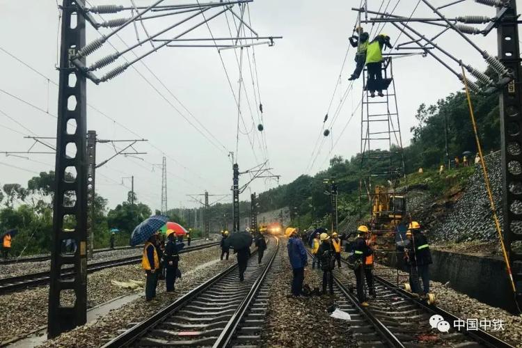 暴雨来袭，哪里有灾情哪里就有央企身影！|暴雨来袭，哪里有灾情哪里就有央企身影！