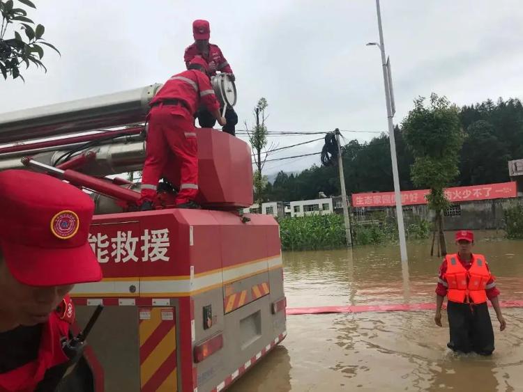 暴雨来袭，哪里有灾情哪里就有央企身影！|暴雨来袭，哪里有灾情哪里就有央企身影！