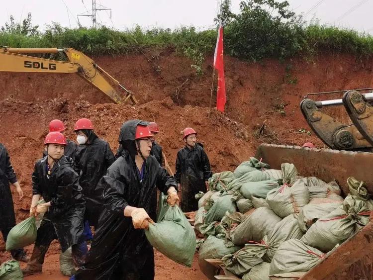 暴雨来袭，哪里有灾情哪里就有央企身影！|暴雨来袭，哪里有灾情哪里就有央企身影！