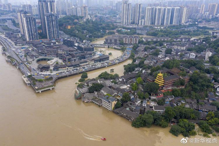 新华视点微博|重庆洪崖洞、朝天门、磁器口等多处景点被淹