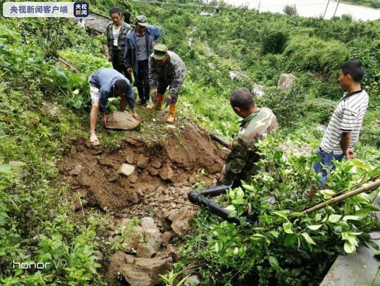 央视新闻客户端|四川雅安累计受灾人口33万余人 近4万间房屋受损