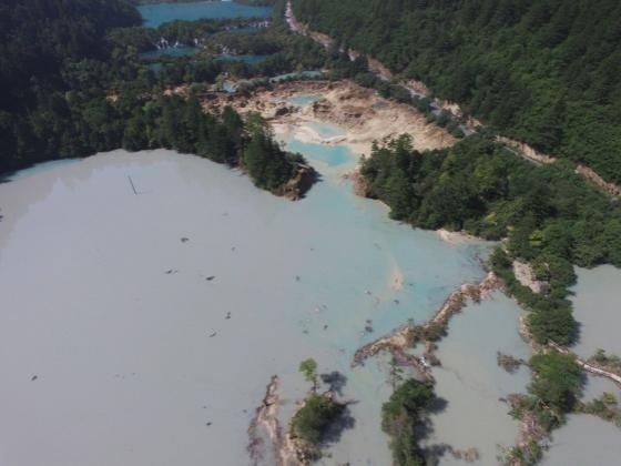 央视新闻|四川九寨沟火花海灾害治理完成，将于国庆前夕开放