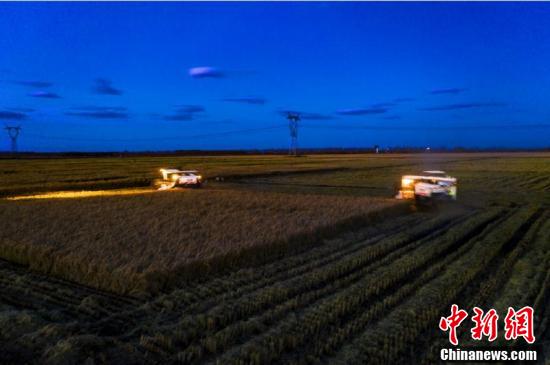 【北京青年报】黑河爱辉区“遍地英雄下夕烟”