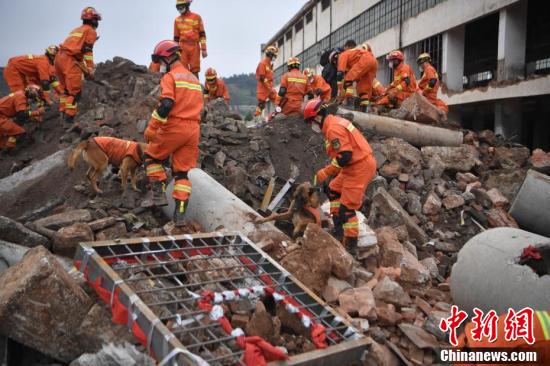 云南举行地震救援跨区域实战演练|云南举行地震救援跨区域实战演练