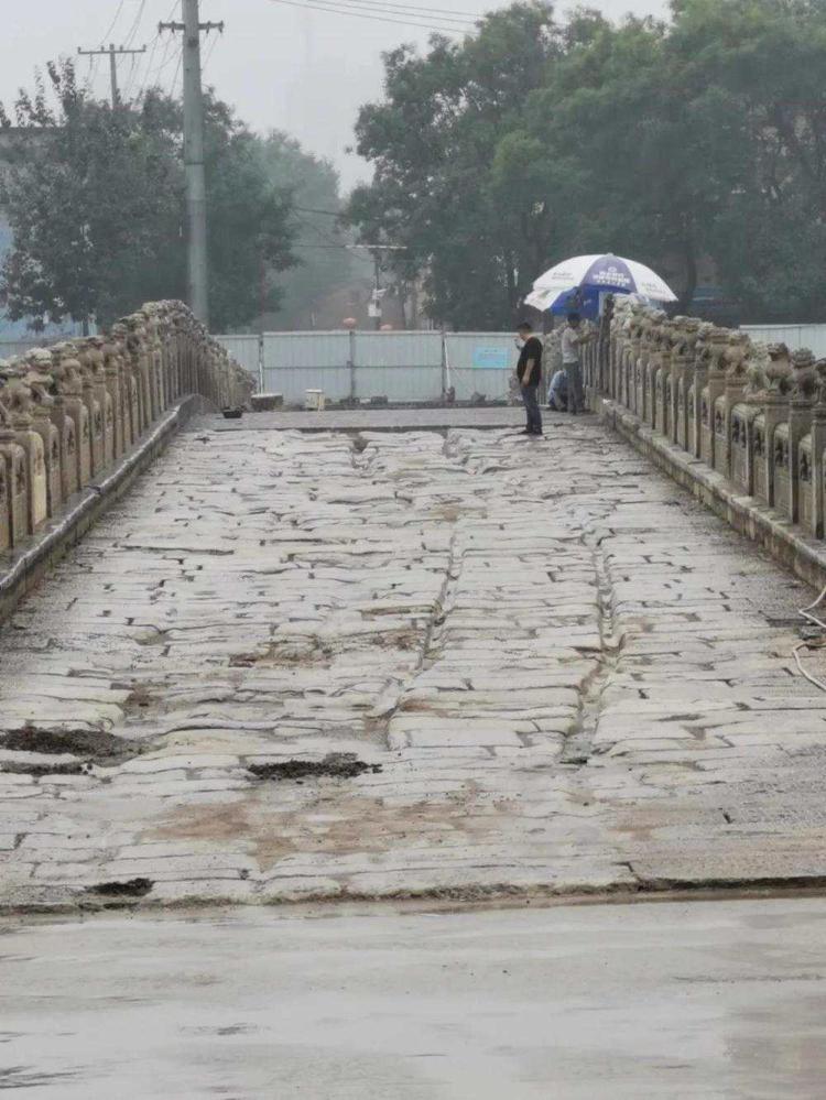 衡水563岁古桥被曝铺设水泥砖，记者实地调查
